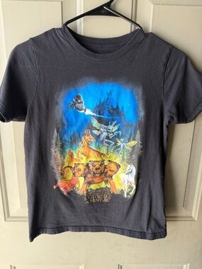 Universal Black Kids' Graphic Tee with Multicolor Adventure Print